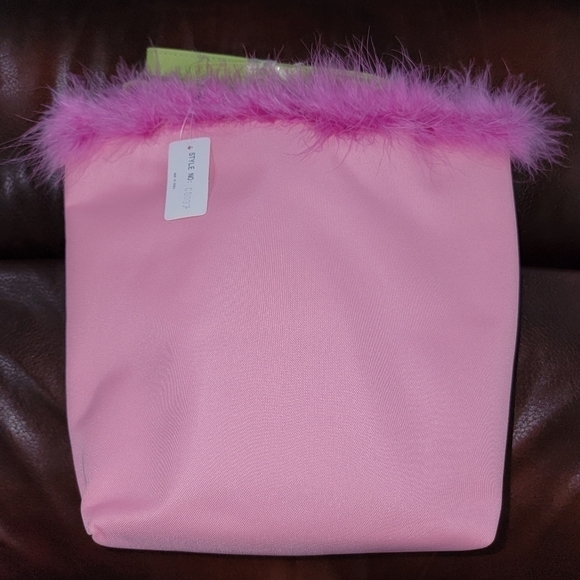 5/$13 Pink fuzzy boa accent around top Long strap Green & pink purse - Picture 4 of 16
